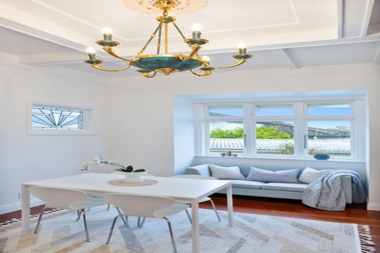 Photo of property in 10a Arawa Street, New Lynn, Auckland, 0600