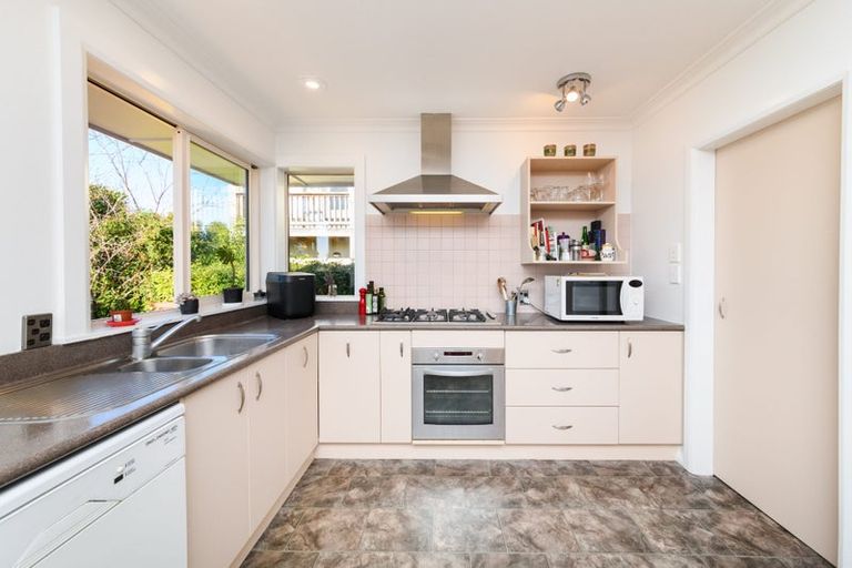 Photo of property in 39 Lincoln Terrace, Hokowhitu, Palmerston North, 4410