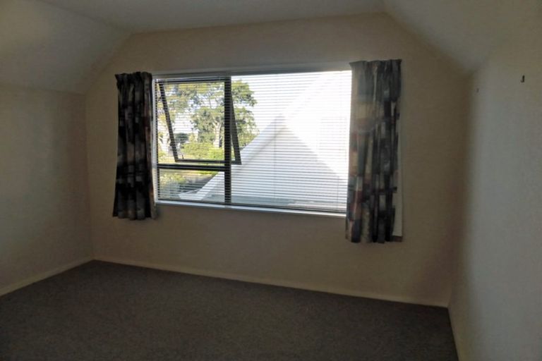 Photo of property in 1/18a Omega Place, Casebrook, Christchurch, 8051