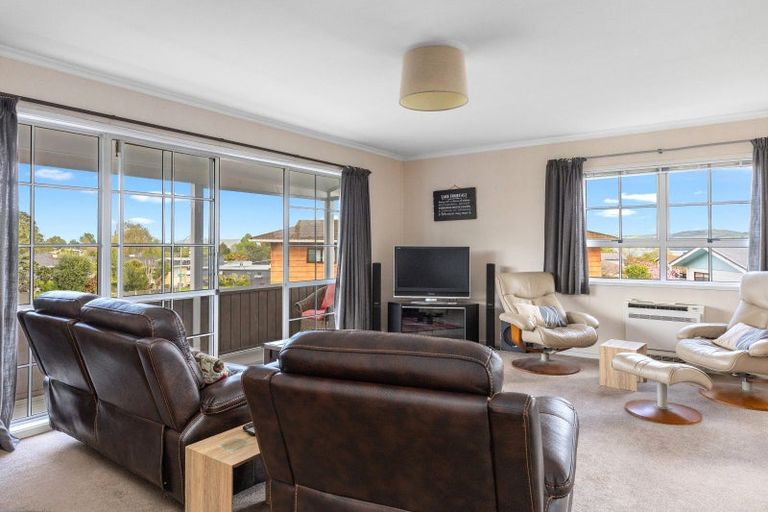Photo of property in 17 Saint James Street, Richmond Heights, Taupo, 3330