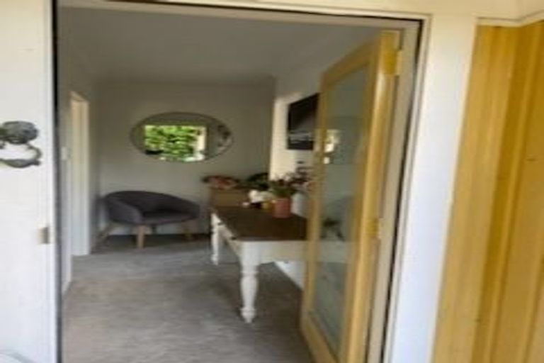 Photo of property in 8 Cardiff Street, Pukekohe, 2120