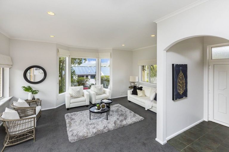 Photo of property in 7 Carlow Grove, Birchville, Upper Hutt, 5018