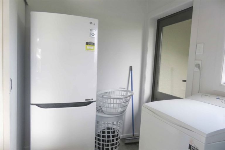 Photo of property in 9 Dumbarton Place, Strathern, Invercargill, 9812