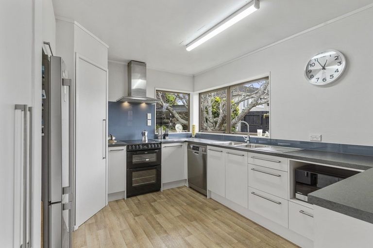 Photo of property in 2/3 Frances Street, Manurewa, Auckland, 2102