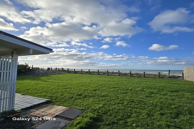 Photo of property in 585 Pukehina Parade, Pukehina, Te Puke, 3189