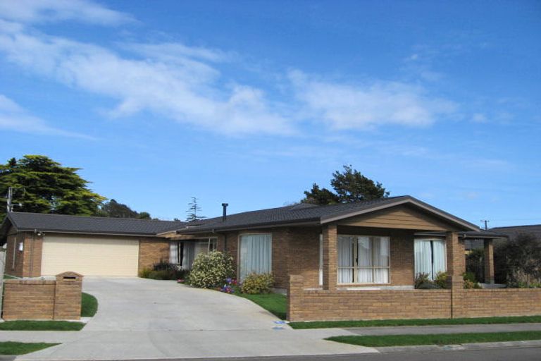 Photo of property in 4 Corfe Castle Lane, Levin, 5510