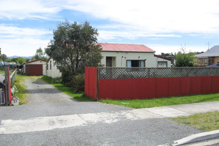 Photo of property in 21 Montgomery Street, Cheviot, 7310