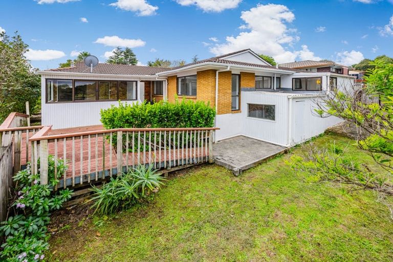 Photo of property in 3 Tilia Place, Totara Heights, Auckland, 2105