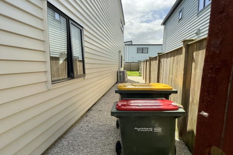 Photo of property in 1 Faithful Drive, Karaka, Papakura, 2113