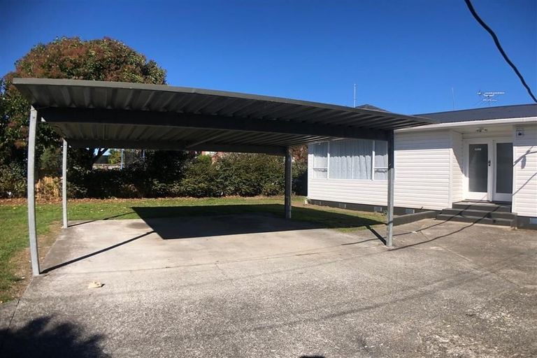 Photo of property in 22 Mckean Avenue, Manurewa, Auckland, 2102