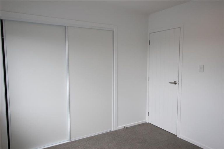 Photo of property in 2/67b Metcalfe Road, Ranui, Auckland, 0612