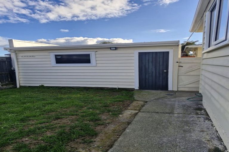 Photo of property in 3 Kings Drive, Levin, 5510