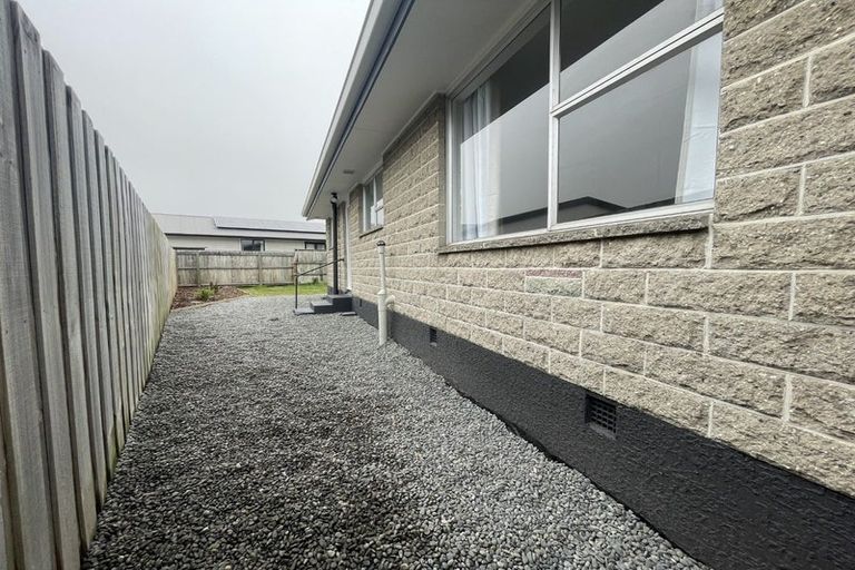 Photo of property in 2/572 Pages Road, Bexley, Christchurch, 8061