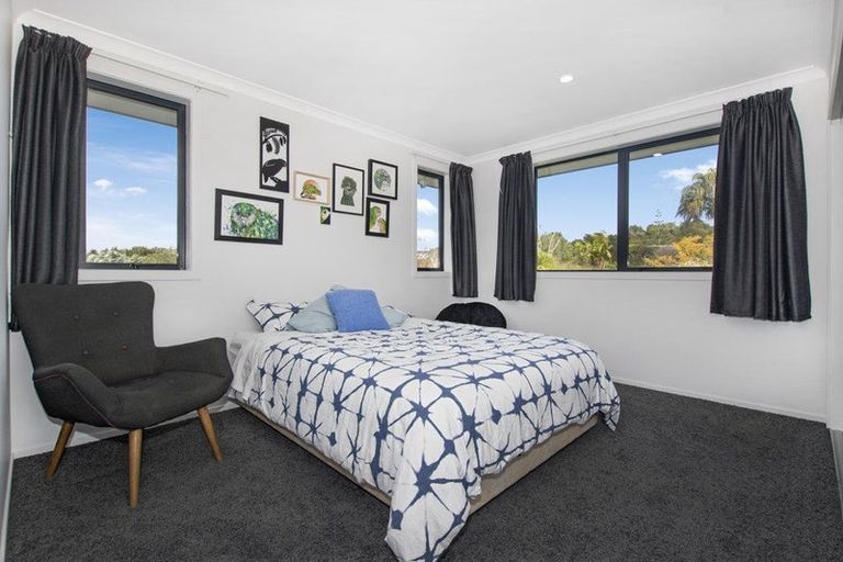 Photo of property in 23 Melody Lane, Horahora, Whangarei, 0110