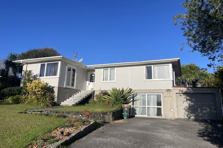 Photo of property in 39 Linwood Avenue, Forrest Hill, Auckland, 0620