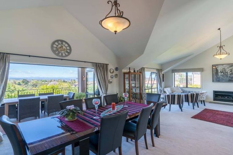 Photo of property in 20 Chateau Crescent, Rangatira Park, Taupo, 3330