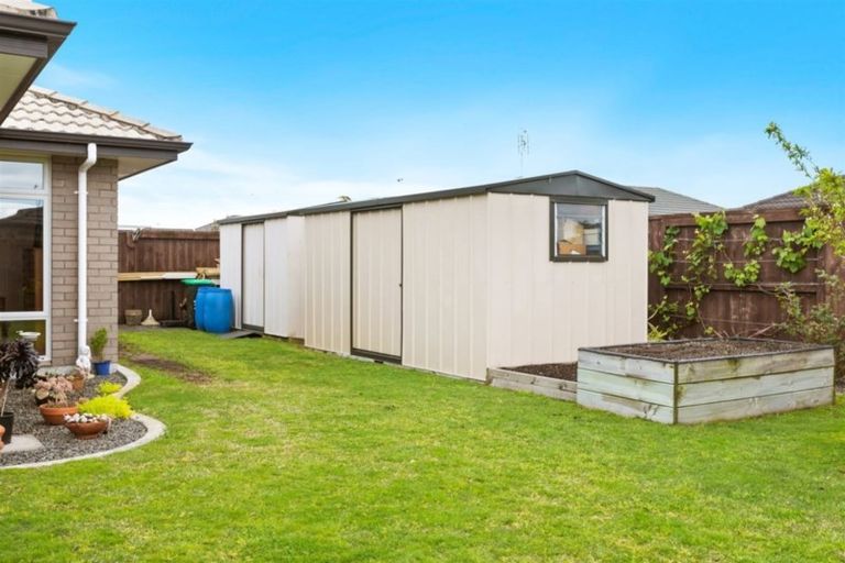 Photo of property in 45 Carrington Drive, Papamoa Beach, Papamoa, 3118