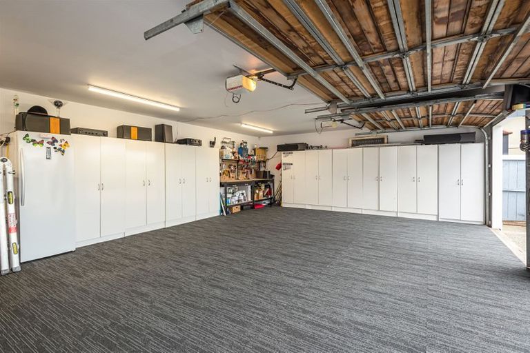 Photo of property in 82 Aston Drive, Waimairi Beach, Christchurch, 8083