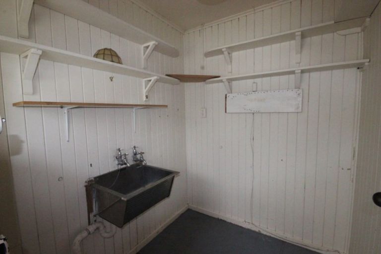 Photo of property in 39 Andrew Avenue, Roslyn, Palmerston North, 4414