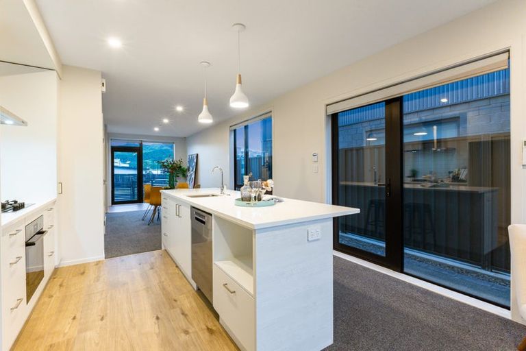 Photo of property in 3 Tokitoki Way, Kenepuru, Porirua, 5022