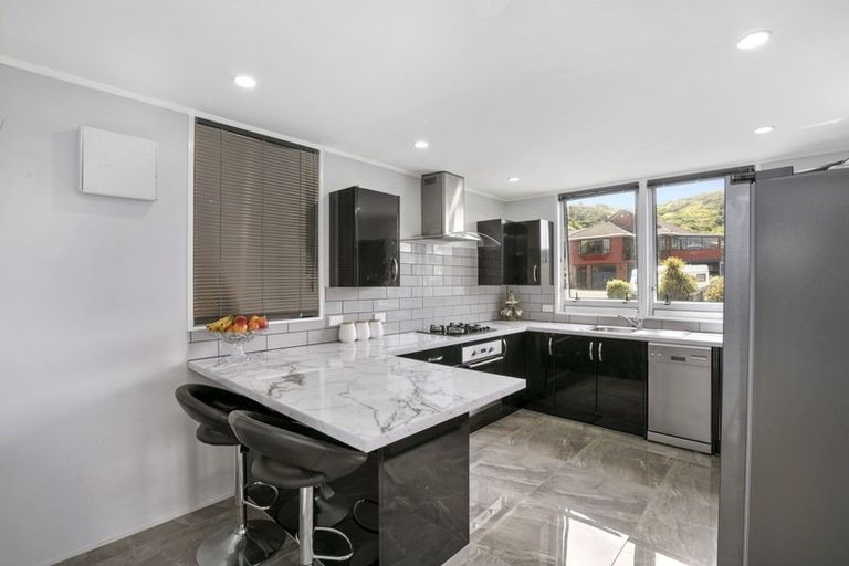 Photo of property in 15a Westpoint Avenue, Harbour View, Lower Hutt, 5010