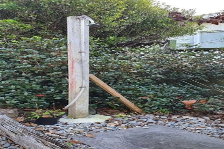 Photo of property in 8 Swann Beach Road, Stanmore Bay, Whangaparaoa, 0932