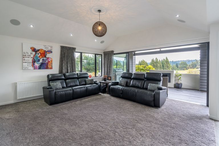 Photo of property in 64 Severn Street, Island Bay, Wellington, 6023