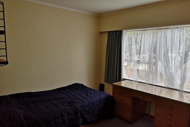 Photo of property in 15 Chestnut Grove, Maungaraki, Lower Hutt, 5010