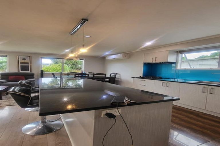 Photo of property in 43 Moncrieff Avenue, Clendon Park, Auckland, 2103