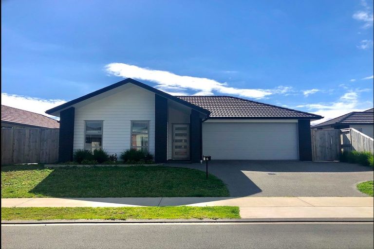 Photo of property in 6 Kuru Place, Papamoa, 3118