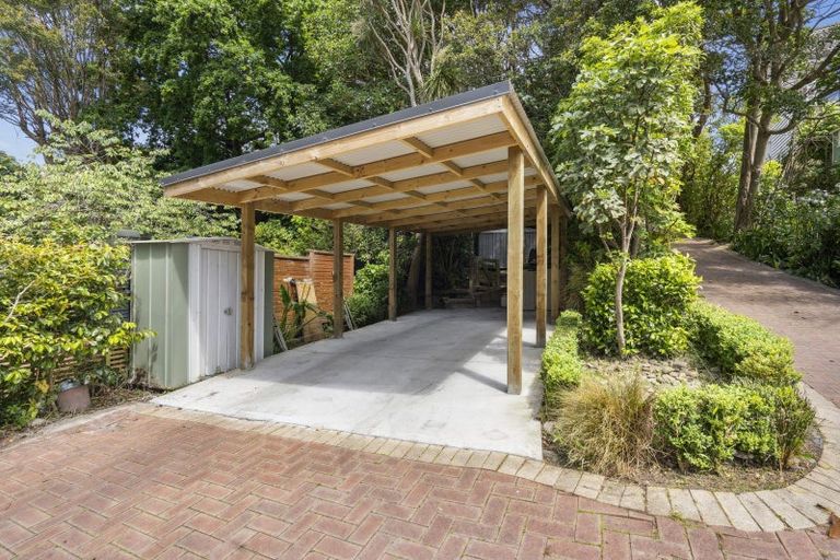 Photo of property in 85 Paremata Road, Paremata, Porirua, 5024