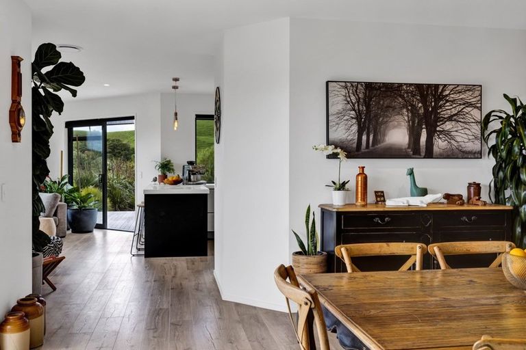 Photo of property in 511 Plymouth Road, Koru, New Plymouth, 4374