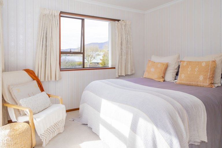 Photo of property in 12 Hood Crescent, Arrowtown, 9302