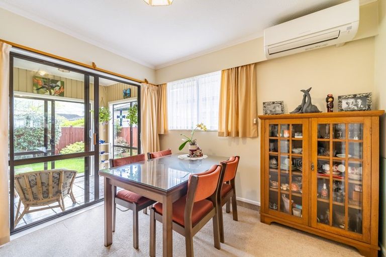 Photo of property in 1a Oak Street, Ebdentown, Upper Hutt, 5018