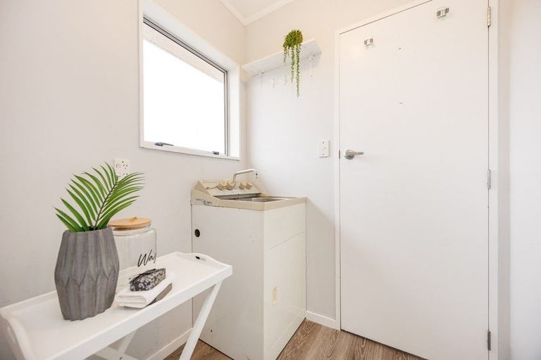 Photo of property in 20b Hilton Grove, Kelvin Grove, Palmerston North, 4414