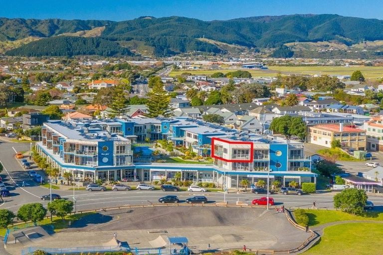 Photo of property in 31/4u Seaview Road, Paraparaumu Beach, Paraparaumu, 5032