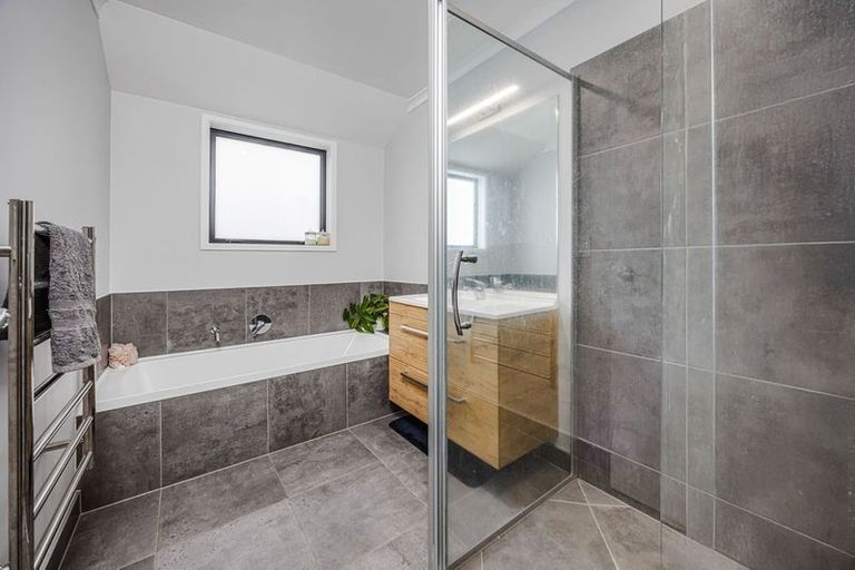 Photo of property in 38 Calder Crescent, Pokeno, 2402