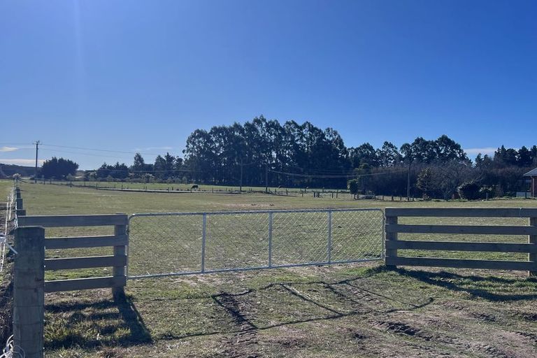 Photo of property in 38 Montgomery Street, Stokes Valley, Lower Hutt, 5019