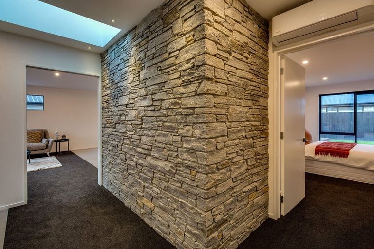 Photo of property in 27 Reece Place, Marshland, Christchurch, 8051