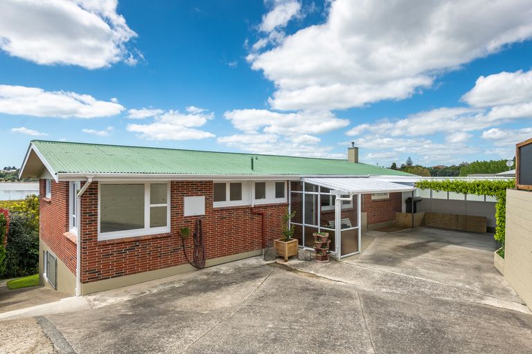 Photo of property in 47 Churchill Road, Judea, Tauranga, 3110