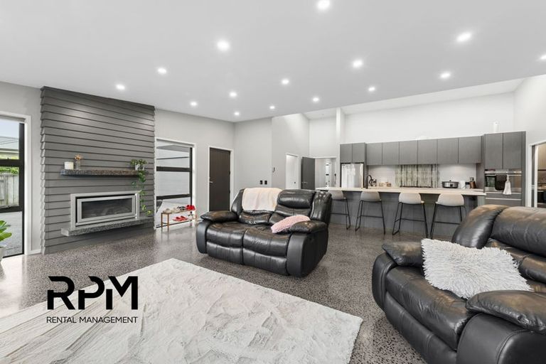 Photo of property in 82d Brooklands Road, Brooklands, New Plymouth, 4310