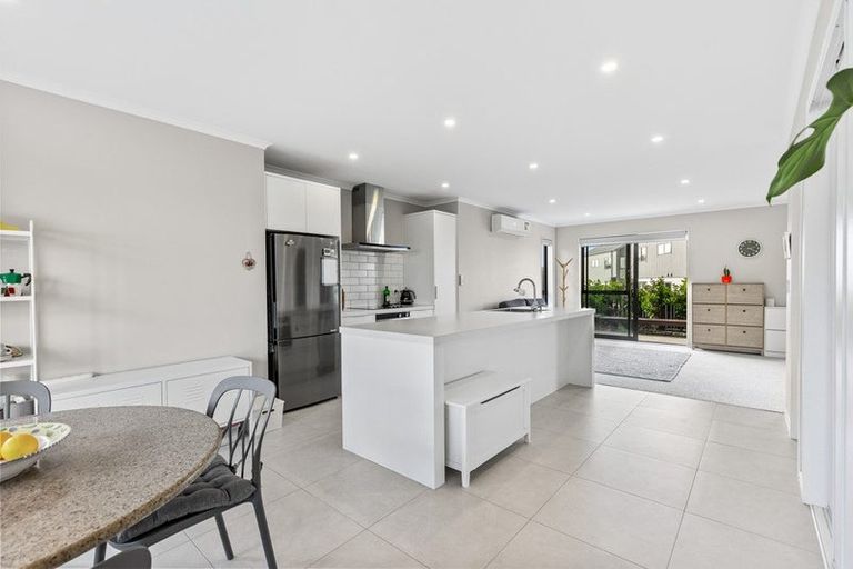 Photo of property in 24 Clark Road, Hobsonville, Auckland, 0616