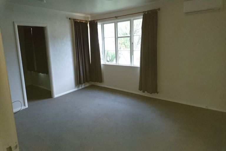 Photo of property in 4 Prouse Crescent, Naenae, Lower Hutt, 5011