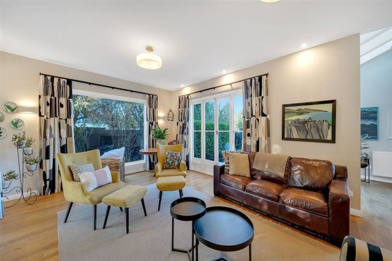 Photo of property in 100 Idris Road, Bryndwr, Christchurch, 8052