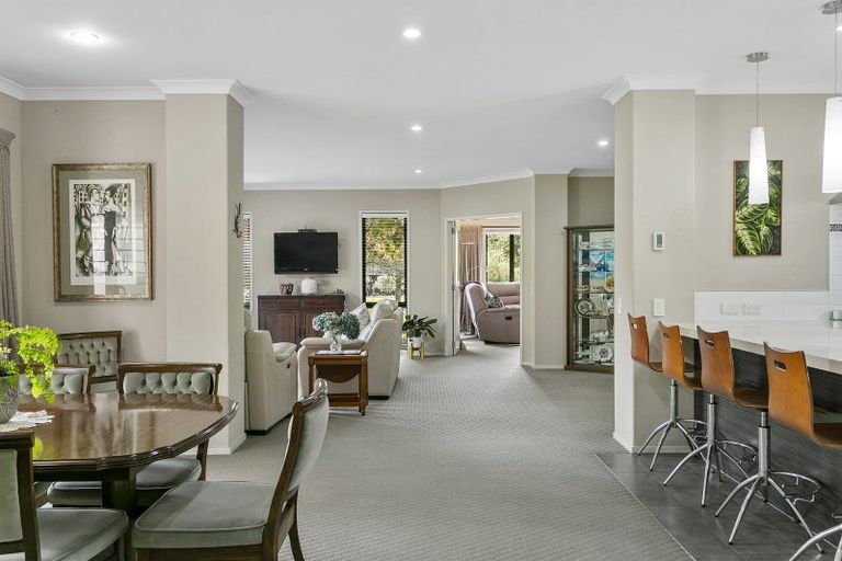 Photo of property in 19 Maple Grove, Acacia Bay, Taupo, 3385