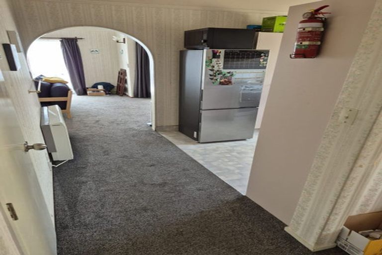 Photo of property in 17a Cecil Place, Cloverlea, Palmerston North, 4412