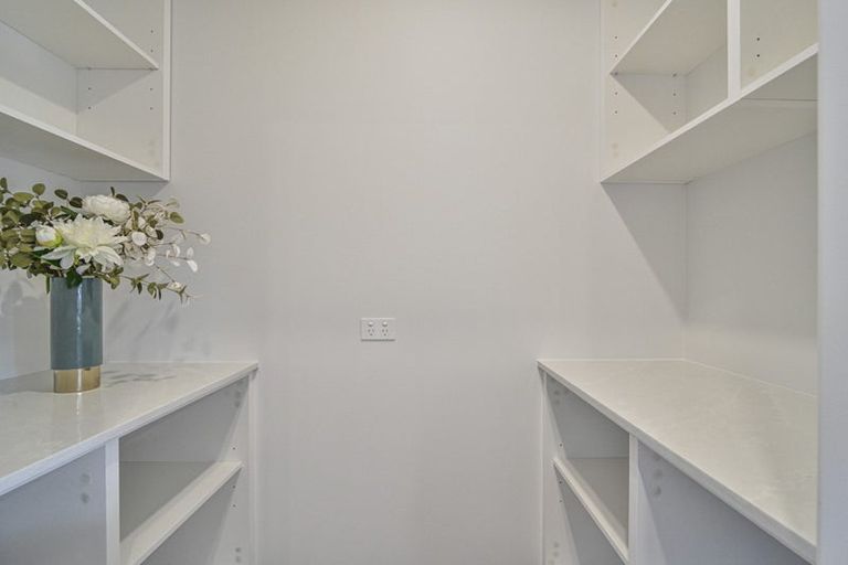 Photo of property in 9d Church Road, Taradale, Napier, 4112