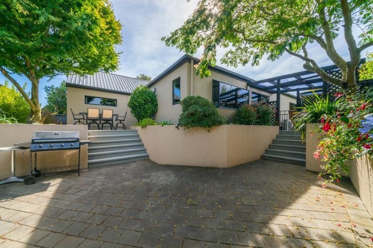 Photo of property in 21 Craven Street, Sockburn, Christchurch, 8042