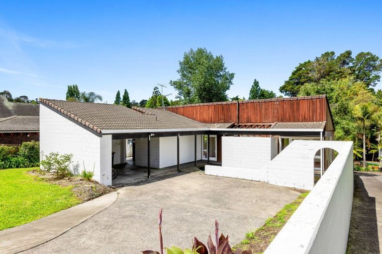 Photo of property in 148 Stapleford Crescent, Browns Bay, Auckland, 0630