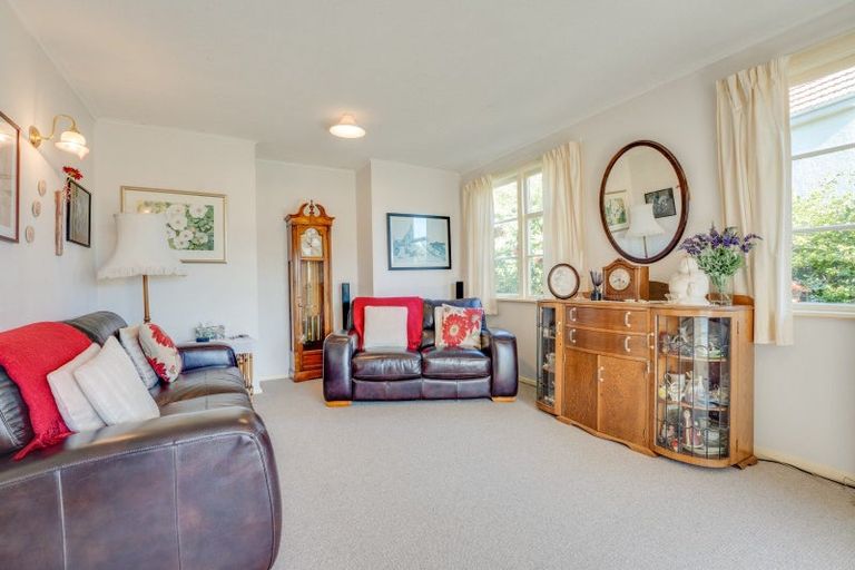 Photo of property in 83 Great North Road, Saint Johns Hill, Whanganui, 4501